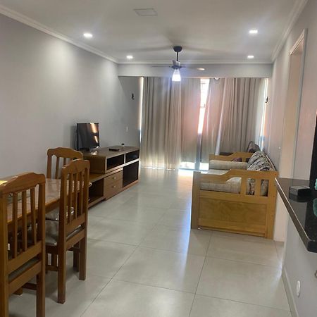 Apartamento Com Vista Para A Praia Arraial do Cabo Esterno foto